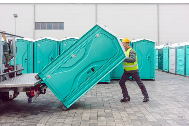 Best VIP or Luxury Restroom Trailers  in West Sharyland, TX
